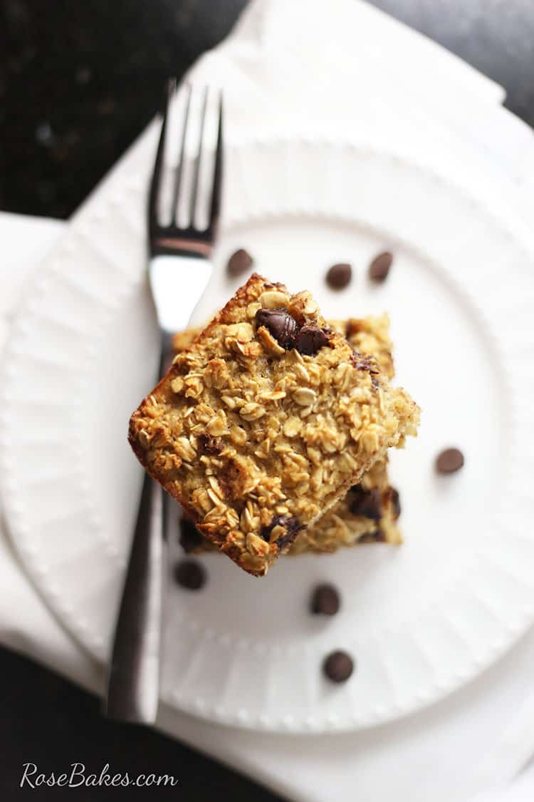 baked-chocolate-chip-oatmeal-above