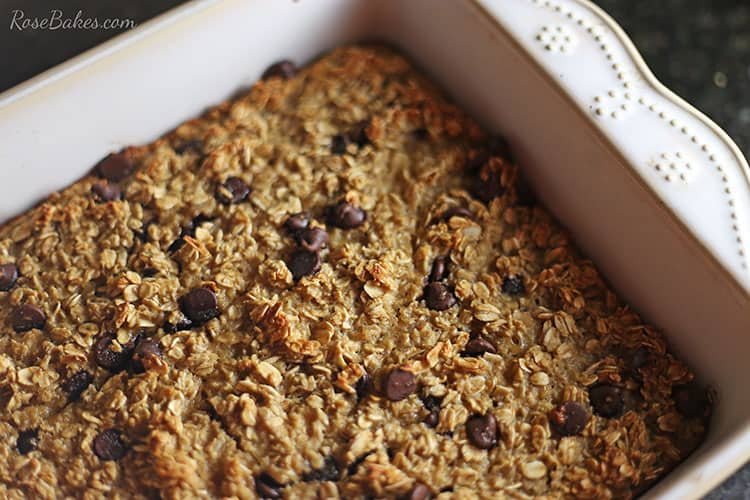 baked-chocolate-chip-oatmeal-by-rose-bakes