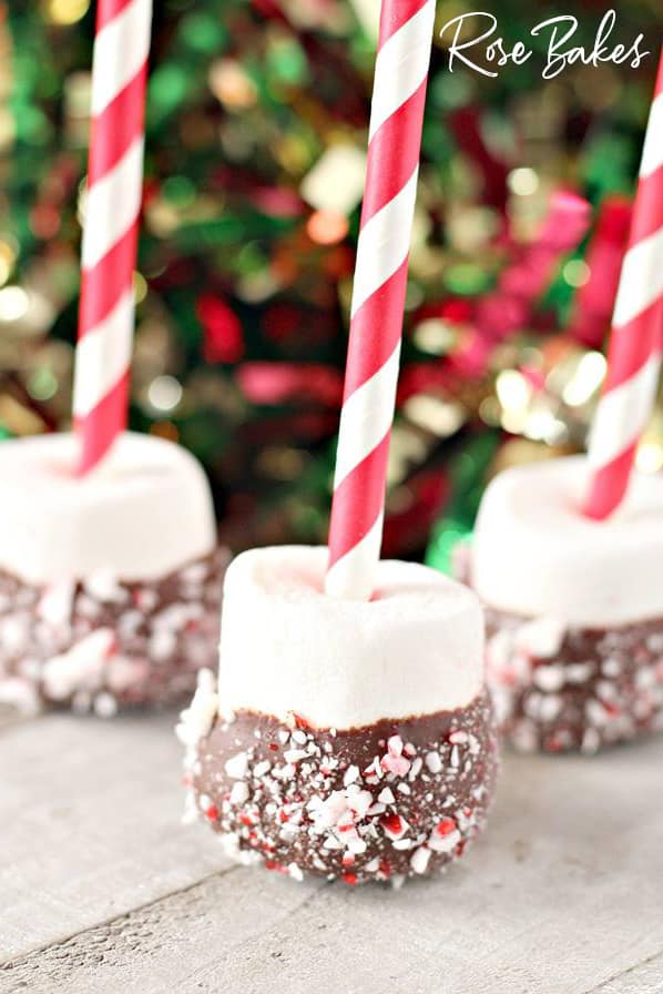 Peppermint Dipped Marshmallows for Hot Cocoa